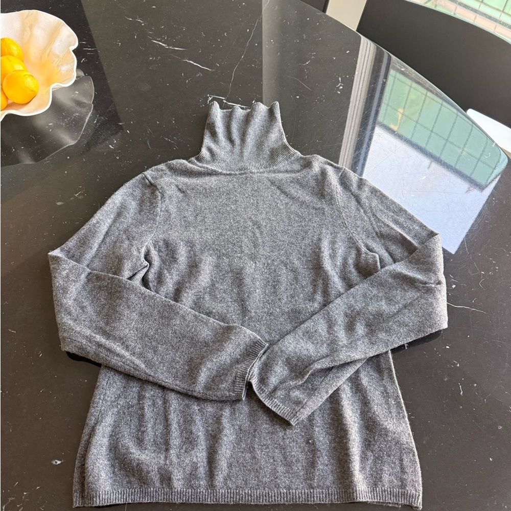 Vintage Heather Gray Turtleneck Sweater